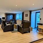 Grande Ferme De 250m2 Renovee Au Charme Rustique