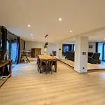 Villa Grande Ferme De 250m2 Renovee Au Charme Rustique *