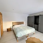 Grande Ferme De 250m2 Renovee Au Charme Rustique
