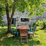 Villa Grande Ferme De 250m2 Renovee Au Charme Rustique *