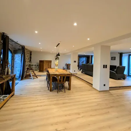 Villa Grande Ferme De 250m2 Renovee Au Charme Rustique *