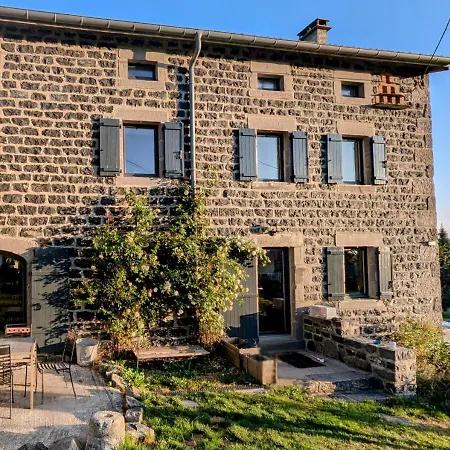 Grande Ferme De 250m2 Renovee Au Charme Rustique 빌라