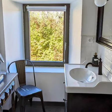 Grande Ferme De 250m2 Renovee Au Charme Rustique