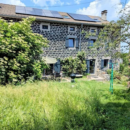 Grande Ferme De 250m2 Renovee Au Charme Rustique *