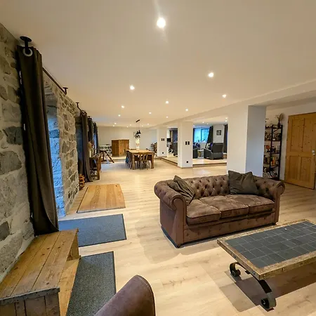 Grande Ferme De 250m2 Renovee Au Charme Rustique Villa *